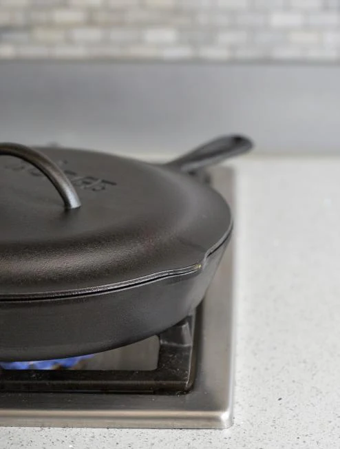Cast Iron Lid - Image 4
