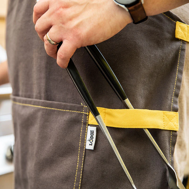 Lodge Heavy Duty Apron - Image 4