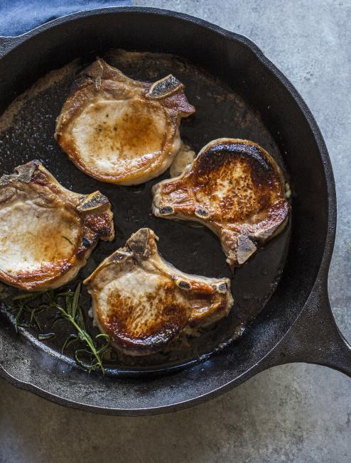 Classic Cast Iron Skillets - Image 4